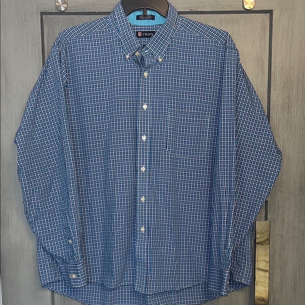 Chaps 18/18.5” Men’s Classic Fit Twill Blue Button Down Long Sleeved Shirt